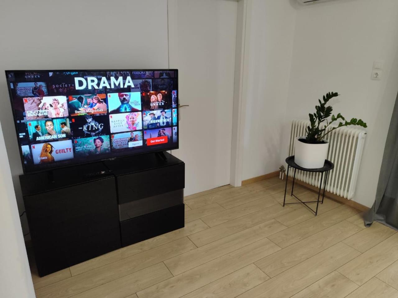 S & K Apartment Free Indoor Parking Atena Exterior foto